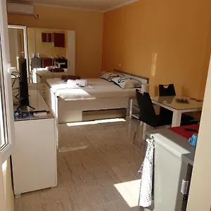 https://apartmani-nin-sobe-leon.hotelinzadar.com
